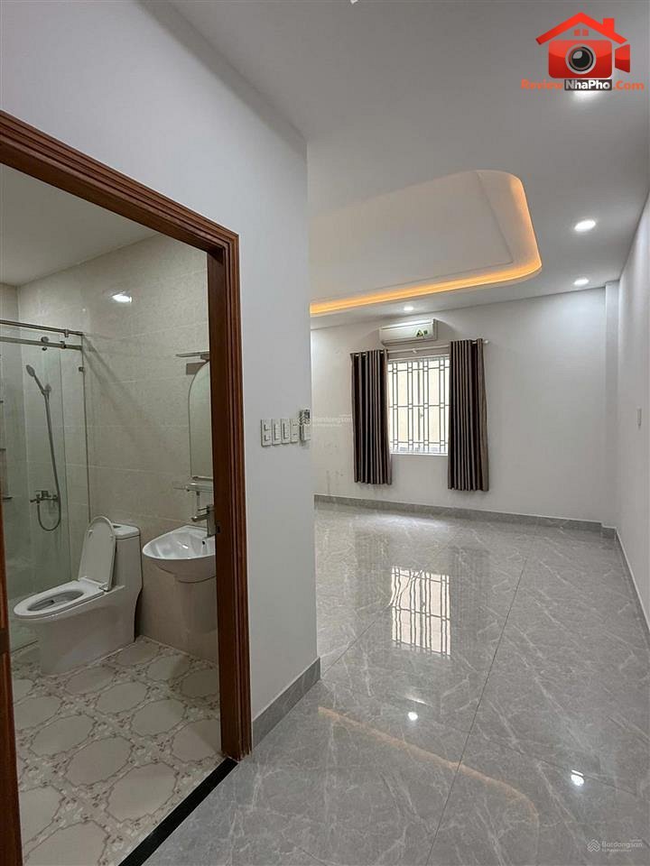 Review nhà phố Quận Bình Tân, TP.HCM – Nhà mặt tiền 4 tầng giá 10.8 tỷ