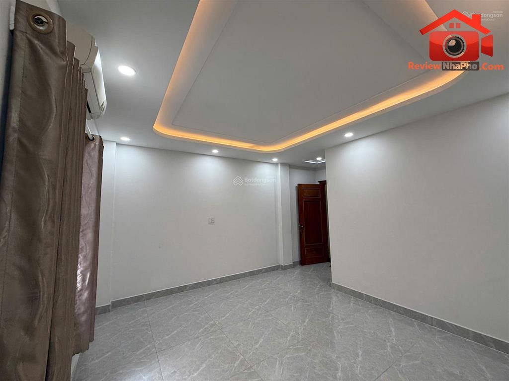 Review nhà phố Quận Bình Tân, TP.HCM – Nhà mặt tiền 4 tầng giá 10.8 tỷ