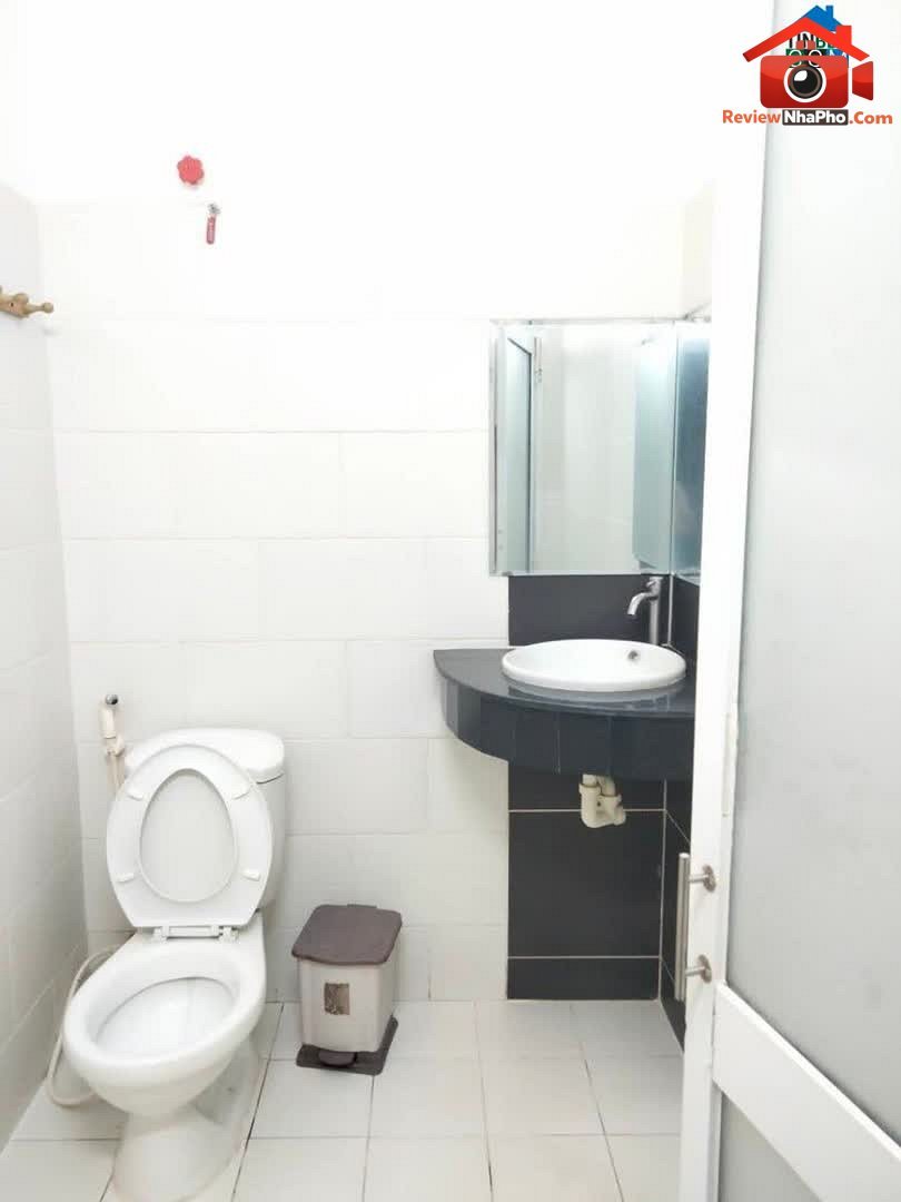 Review khách sạn mặt tiền Cộng Hòa quận Tân Bình TP.HCM