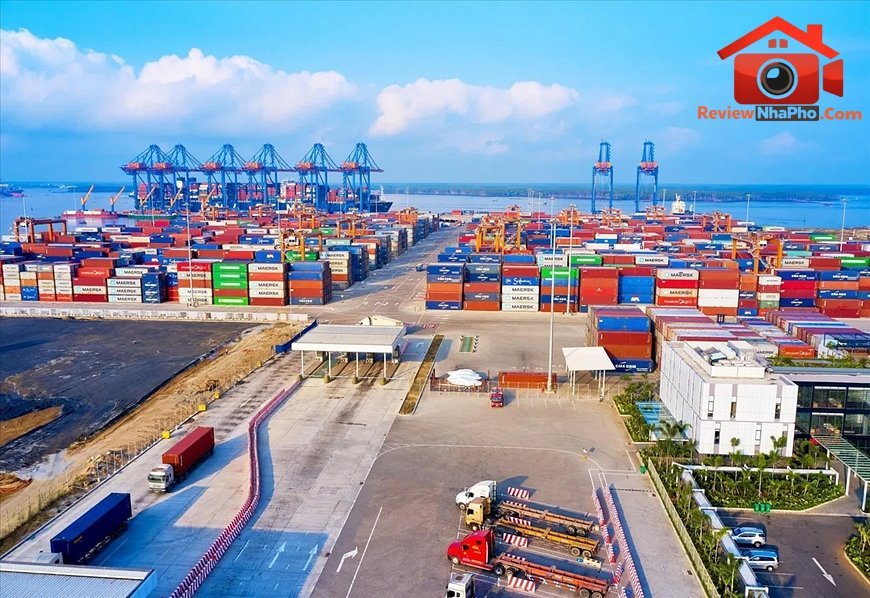 Xuất nhập khẩu Việt Nam đạt kỷ lục 1.000 tỷ USD sau 10 tháng