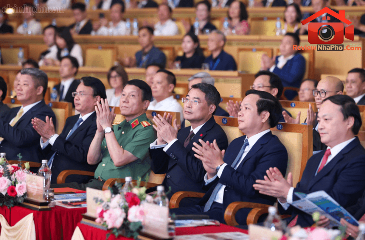 Ảnh màn hình 2026-10-12 lúc 19.45.26