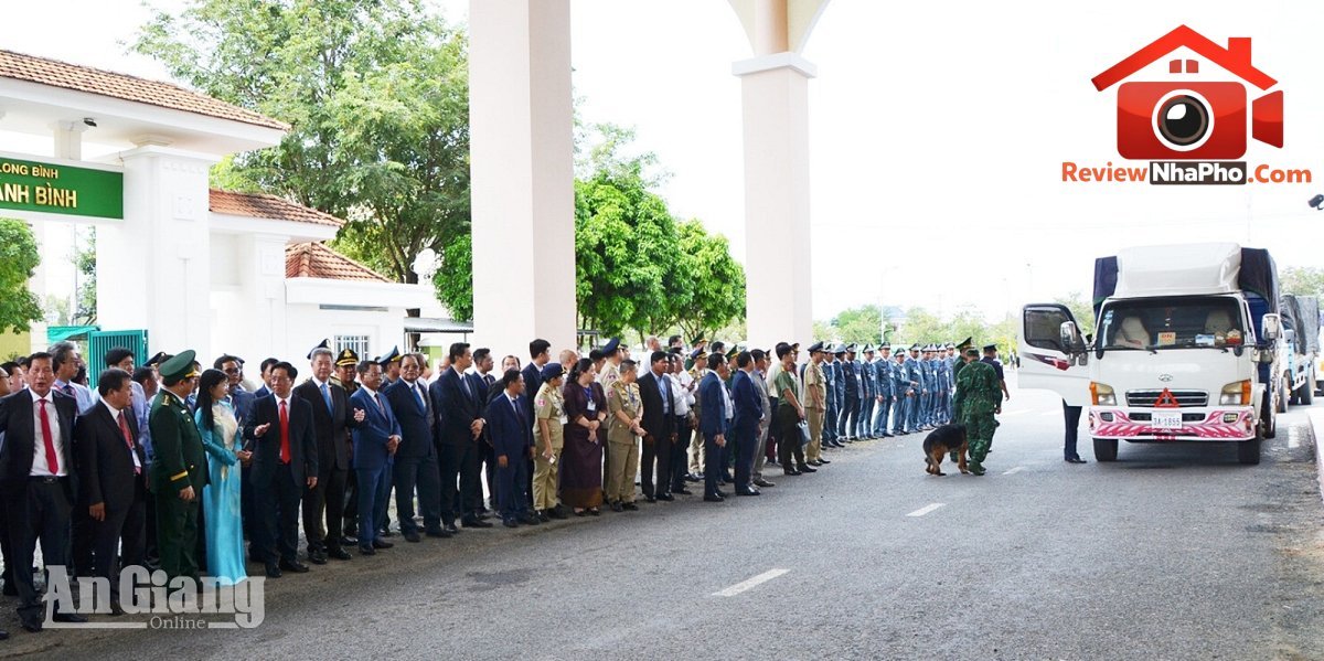 cua-khau-1.jpg