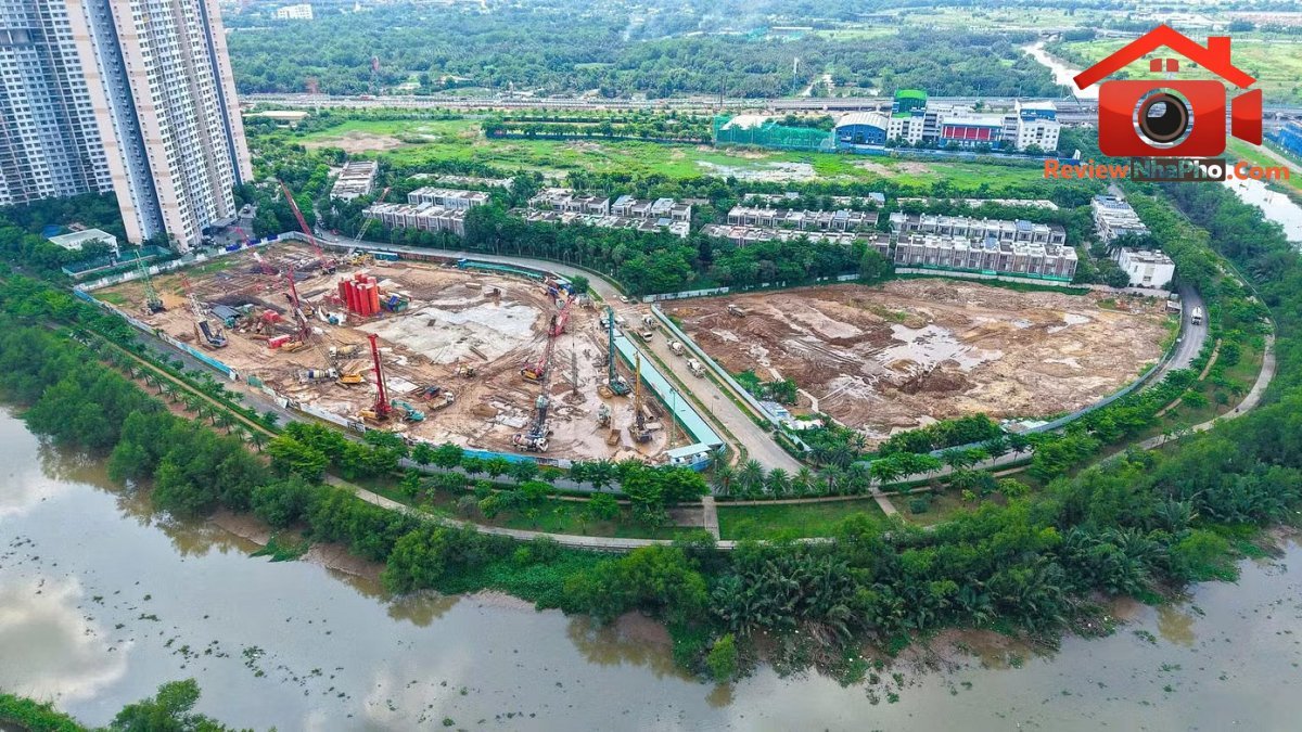 Việc giảm lãi suất không chỉ áp dụng cho khách hàng vay mới mà còn đối với các khoản dư nợ hiện hữu. Lãi suất 'hạ nhiệt', bất động sản có đón đầu chu kỳ tăng trưởng mới? - Ảnh 2.