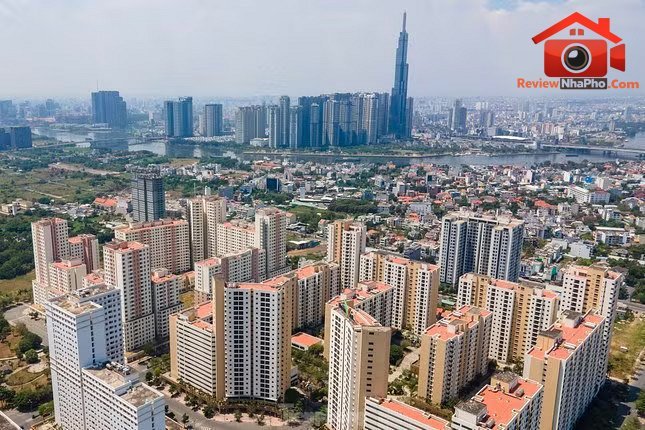 TPHCM đấu giá 3.790 căn hộ tại các khối R1, R2, R3, R4 và R5 thuộc Khu tái định cư Bình Khánh trong tháng 10. 'Chốt' thời điểm đưa 3.790 căn hộ tái định cư Thủ Thiêm ra đấu giá - Ảnh 1.