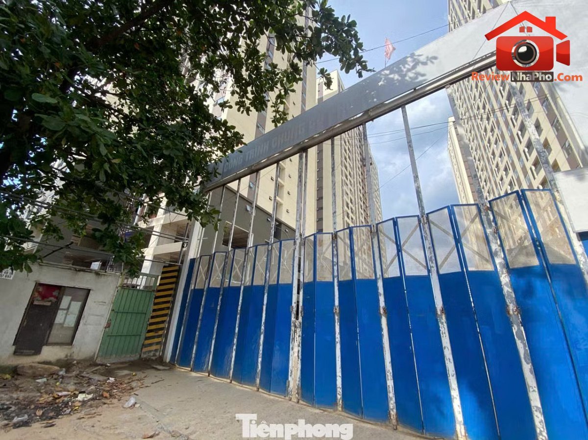TPHCM cắt giảm 50% thời gian giải quyết thủ tục làm nhà ở xã hội so với quy định hiện hành. TPHCM bổ sung quỹ đất 1.000 ha xây nhà ở xã hội - Ảnh 2.