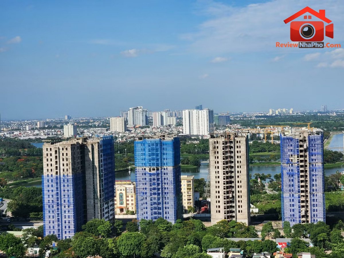 Giá chung cư thứ cấp tại Hà Nội giảm 15 - 20% sau giai đoạn tăng nóng. Chung cư Hà Nội điều chỉnh, cơ hội nào cho người mua nhà? - Ảnh 1.