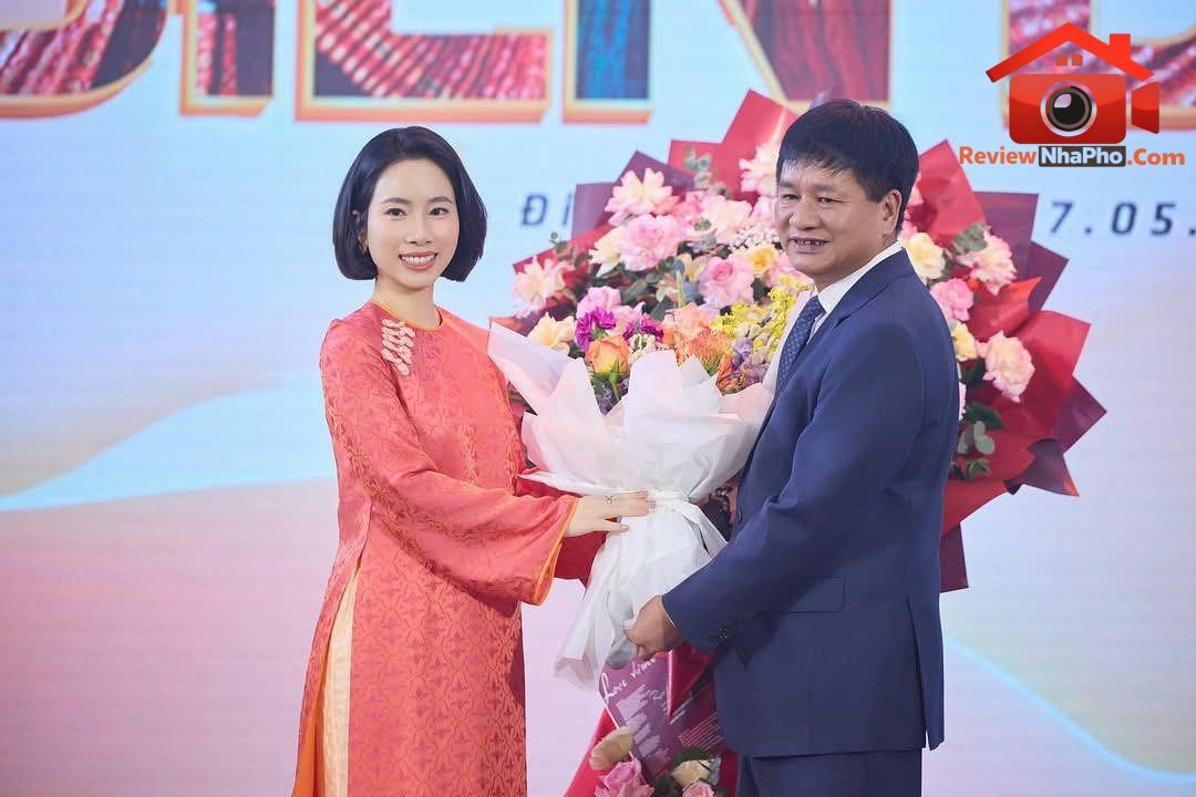 ai-nu-tap-doan-muong-thanh.jpg