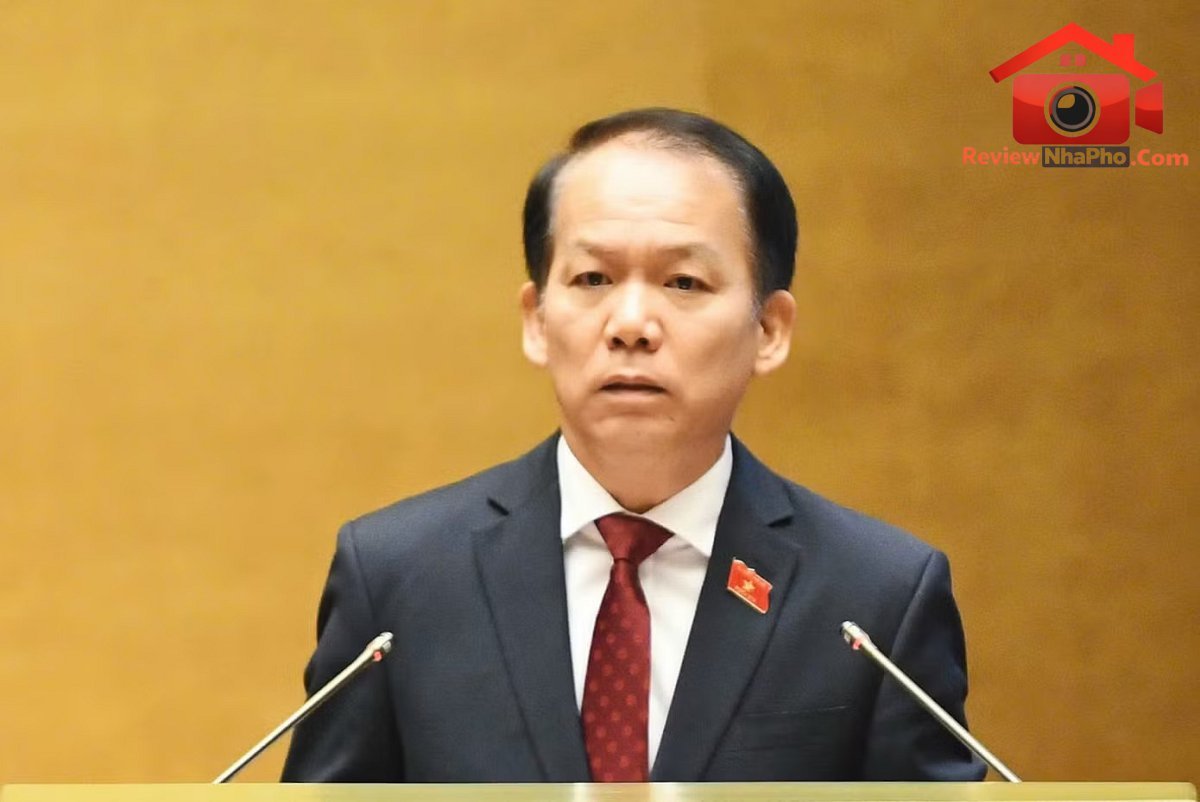 Bộ trưởng Tư pháp Hoàng Thanh Tùng. (Ảnh: Như Ý) Đề xuất quy định mới về hợp đồng mua bán căn hộ chung cư - Ảnh 1.