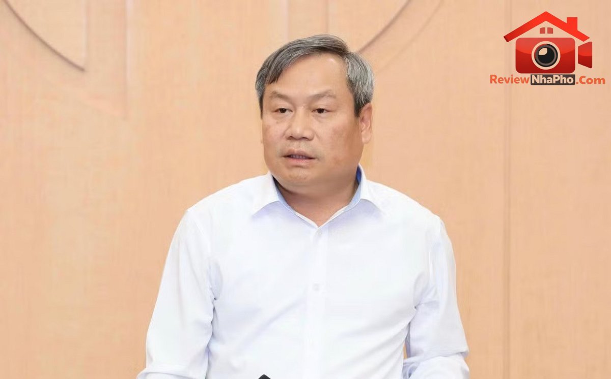 Chủ tịch UBND Thành phố Hà Nội Vũ Đại Thắng phát biểu tại cuộc họp Chủ tịch Hà Nội: Nghiên cứu nâng chất lượng nhà tái định cư đồng bộ với nhà thương mại - Ảnh 2.