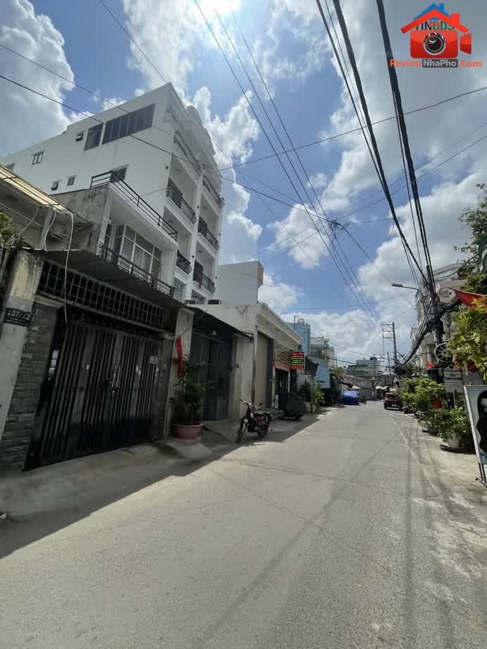 Review nhà phố Bình Tân 170m² giá 14.5 tỷ gần Đầm Sen