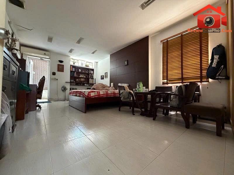 Review nhà phố Tân Bình – Bán nhà mặt tiền Nguyễn Hồng Đào, giá 22.5 tỷ