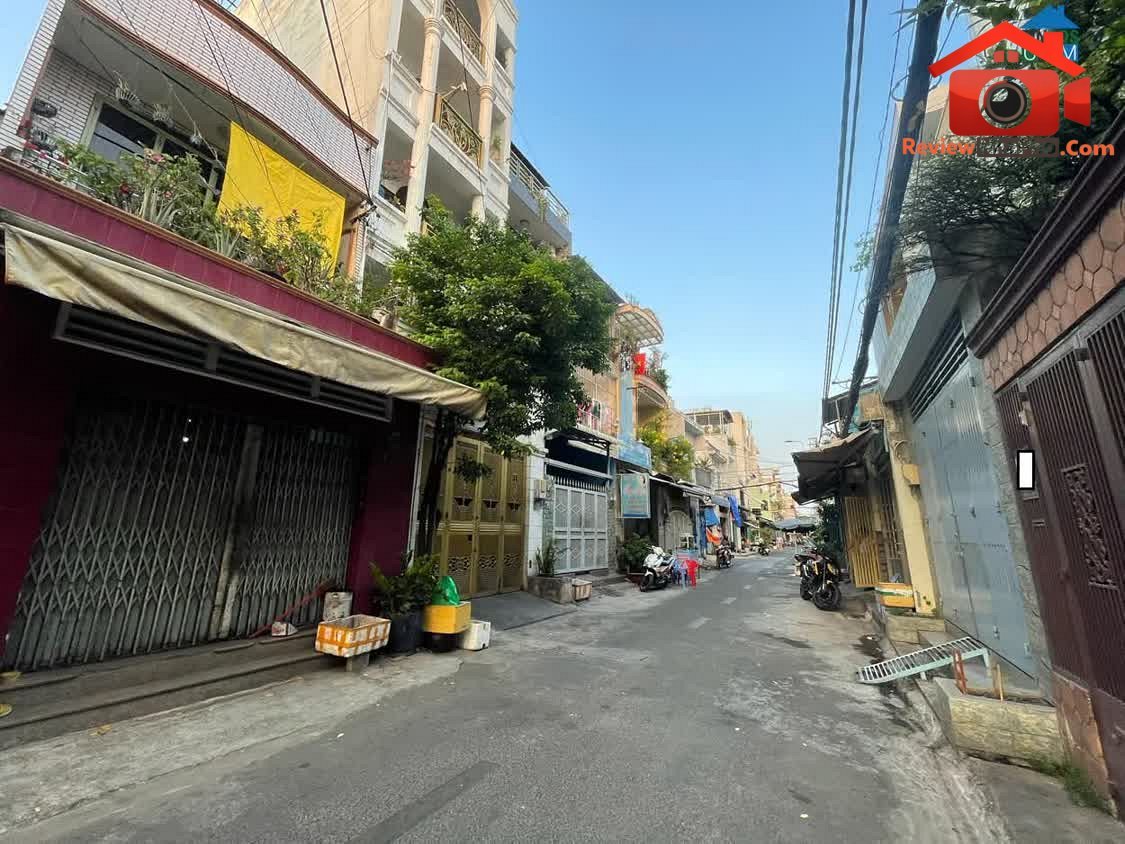 Bán nhà 2 tầng mặt tiền 76m2 đường Trần Văn Cẩn quận Tân Phú