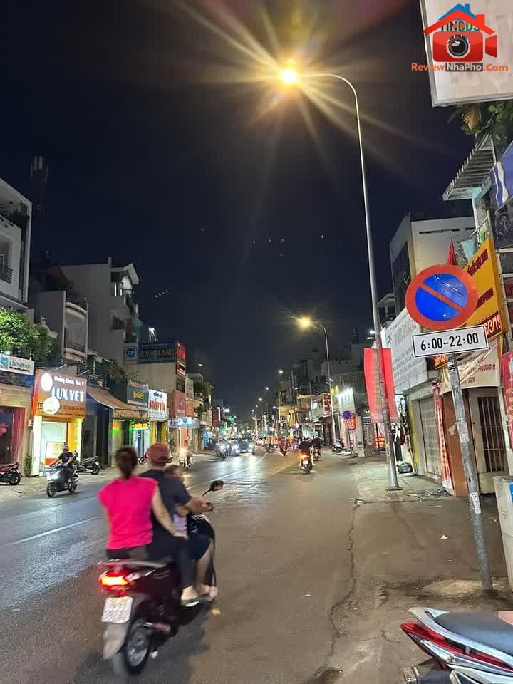 Review nhà phố đường Lạc Long Quân Tân Bình TP.HCM… – Bán nhà mặt phố Quận Tân Bình – TP Hồ Chí Minh giá BÁN 20 – 40 tỷ