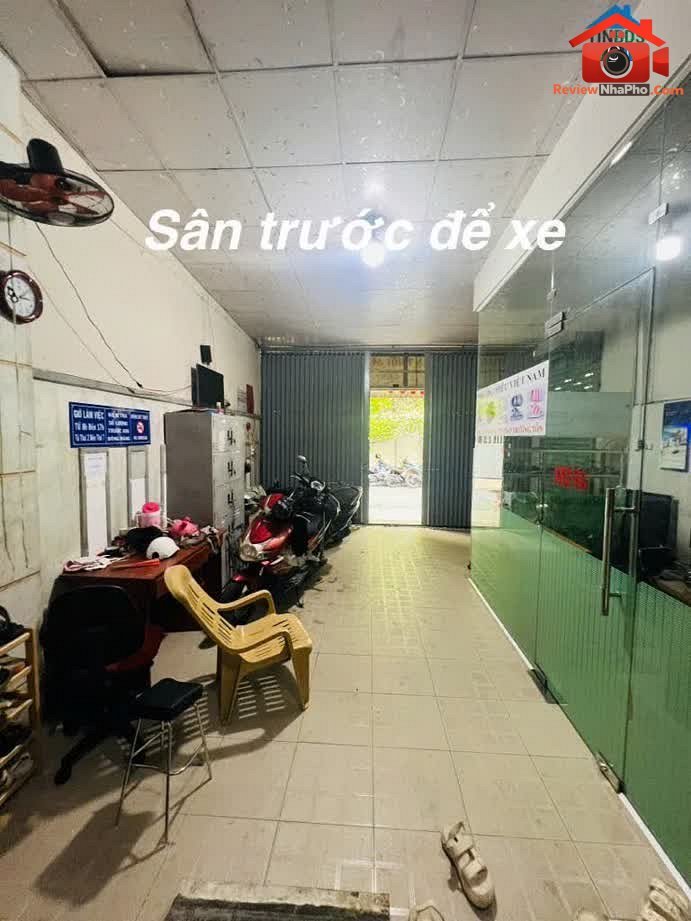 Review nhà phố Bình Tân TP.HCM – Nhà 3 tầng mặt tiền KD Lê Đình Cẩn
