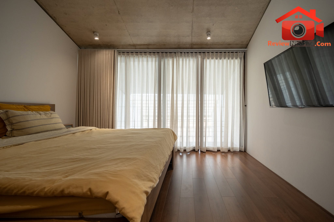 Cải tạo nhà ống hẹp 60m2 tại Huế Cấu trúc da thở hai lớp chống nắng hướng Tây và chống ngập- Ảnh 11.