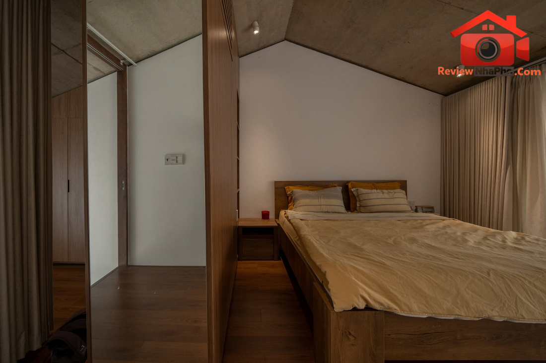 Cải tạo nhà ống hẹp 60m2 tại Huế Cấu trúc da thở hai lớp chống nắng hướng Tây và chống ngập- Ảnh 12.