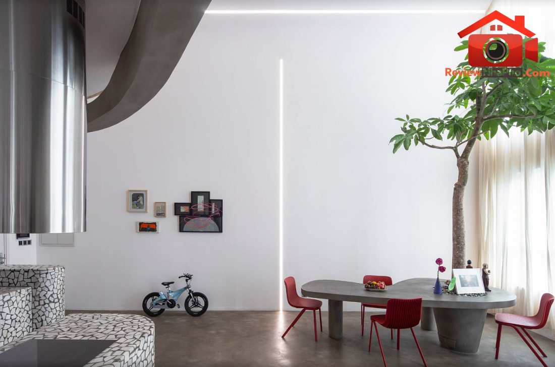 Căn hộ 200m² TP.HCM: Mất 3 năm hoàn thiện dải đá mài mang ký ức xưa- Ảnh 2. Căn hộ 200m² TP.HCM: Mất 3 năm hoàn thiện dải đá mài mang ký ức xưa- Ảnh 2.
