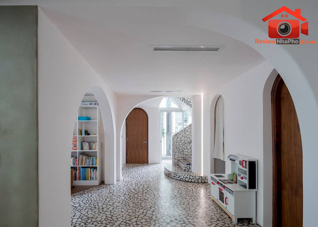 Căn hộ 200m² TP.HCM: Mất 3 năm hoàn thiện dải đá mài mang ký ức xưa- Ảnh 6. Căn hộ 200m² TP.HCM: Mất 3 năm hoàn thiện dải đá mài mang ký ức xưa- Ảnh 6.