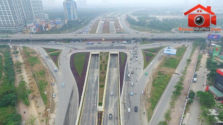 Lãnh đạo Hà Nội kiểm tra, thúc tiến độ 3 dự án giao thông trọng điểm- Ảnh 1.