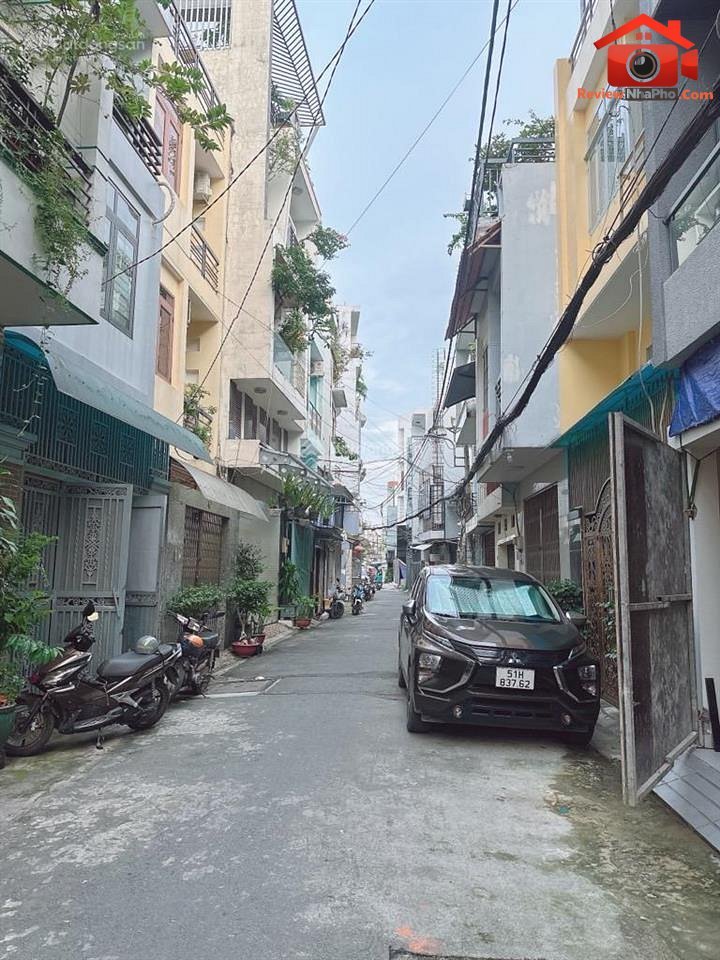 Review nhà phố Quận Tân Phú TP.HCM – Hẻm ô tô, gần Aeon Mall