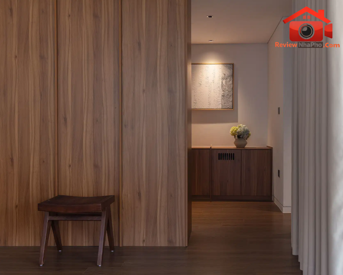 Nhà phố ba thế hệ tại Hà Đông: 3 khoảng vườn đan xen hóa giải khu đất hình lục giác- Ảnh 10. Nhà phố ba thế hệ tại Hà Đông: 3 khoảng vườn đan xen hóa giải khu đất hình lục giác- Ảnh 10.