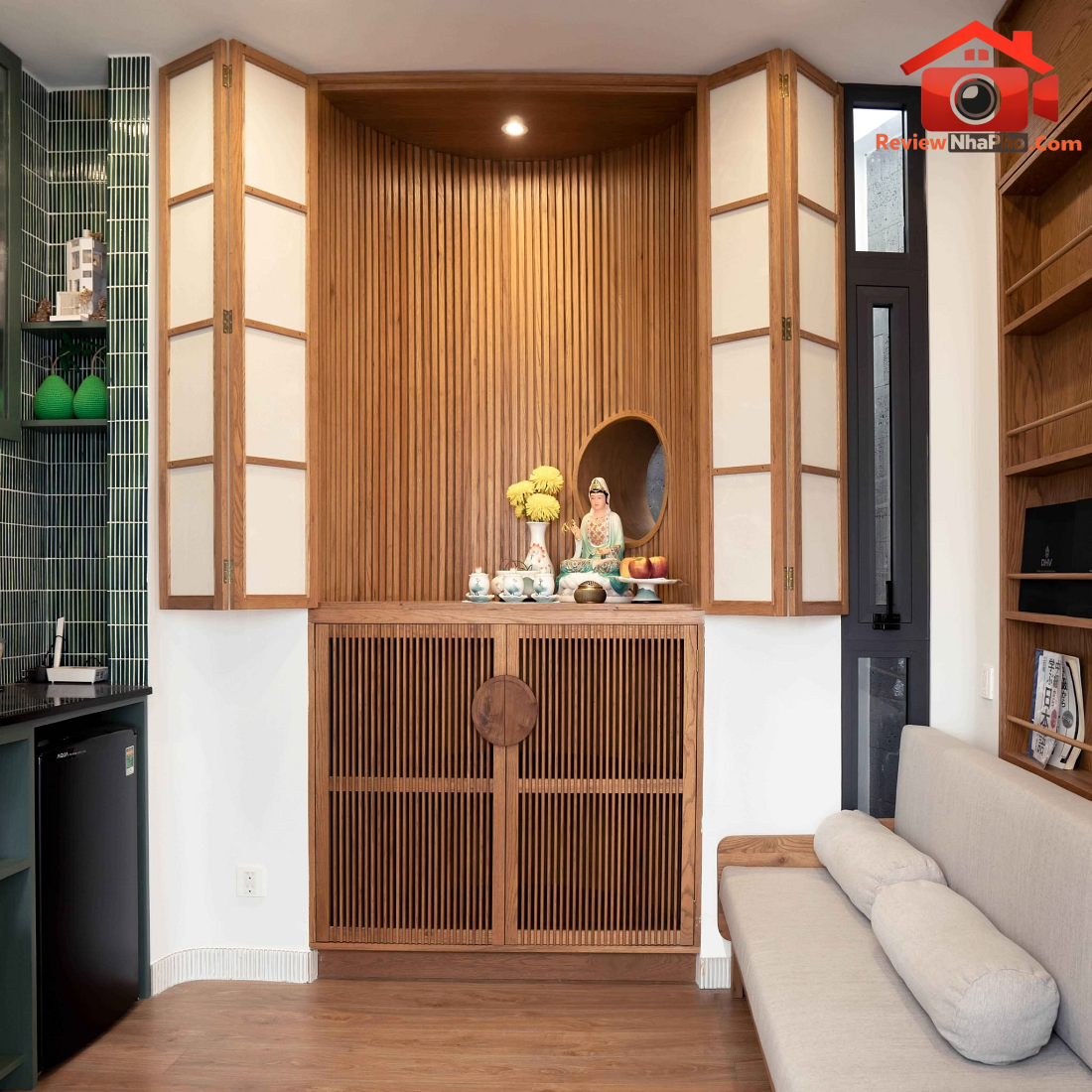 Nhà phố chỉ 20 m² TP.HCM: Cấu trúc xoay khối vuông và dải đệm thang bọc quanh- Ảnh 11.