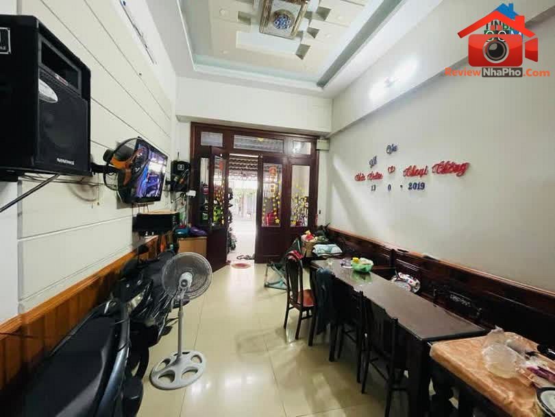 Review nhà phố Tân Phú TP.HCM – Bán nhà mặt tiền 74m² giá 10 tỷ