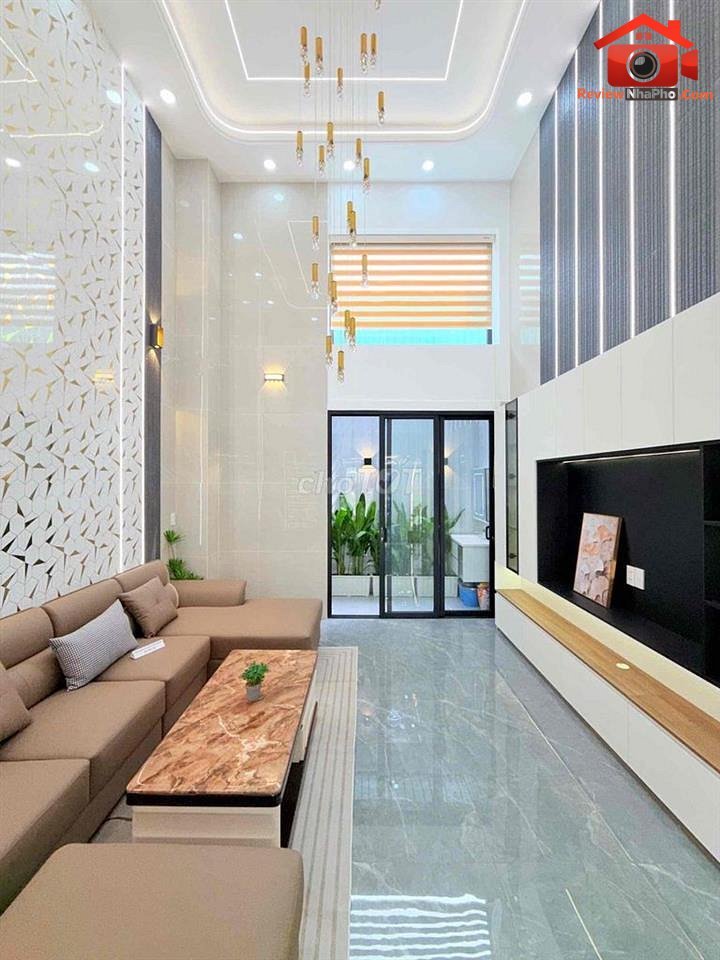 Review nhà phố Quận Bình Tân TP.HCM, 5 phòng ngủ, sổ hồng riêng