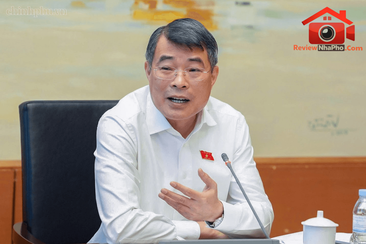 Thủ tướng: Không để tăng giá vô lý với nhà ở cho người thu nhập thấp- Ảnh 3.