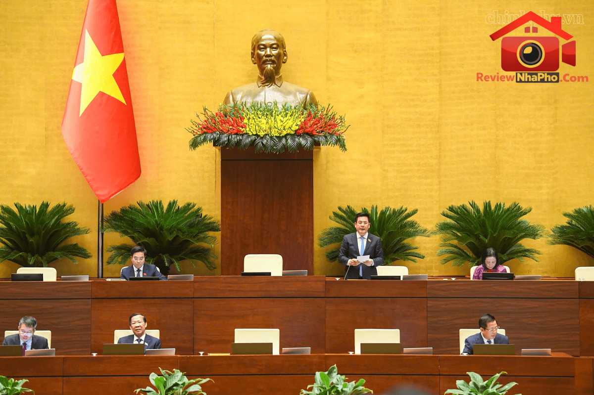 Siết quản lý hoạt động kinh doanh bất động sản, bảo vệ người mua nhà - Ảnh 1.