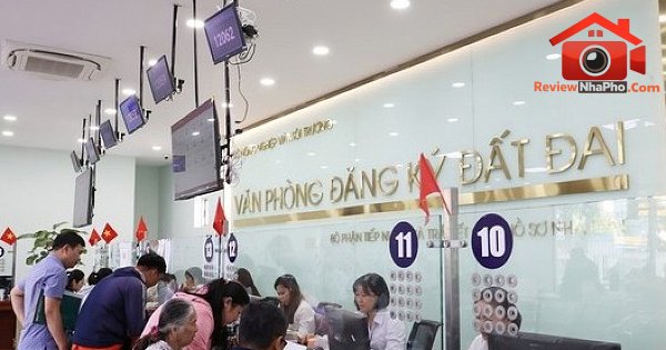 Quy định công chứng giao dịch đất đai trong Luật Đất đai