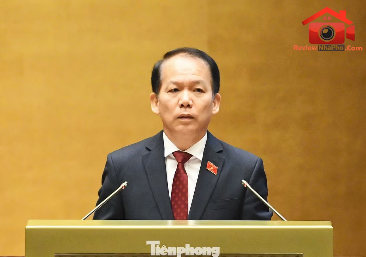 Bộ trưởng Bộ Tư pháp Hoàng Thanh Tùng. (Ảnh: Như Ý) Đề xuất hoán đổi đất bị thu hồi sang thửa đất khác trong cùng địa bàn cấp xã - Ảnh 1.
