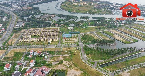 Kiểm soát tiền đặt cọc khi mua nhà hình thành trong tương lai