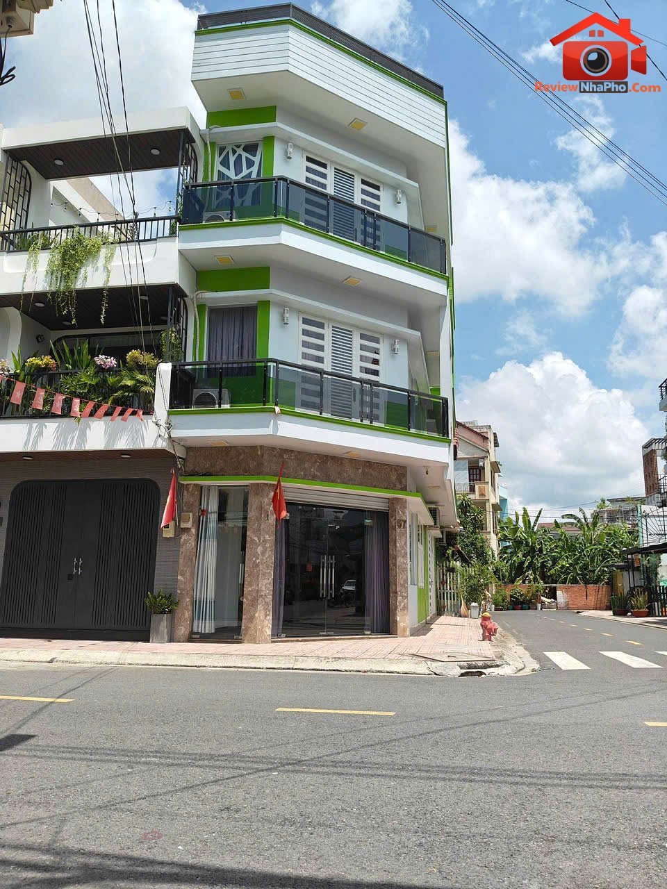 Bán căn góc mặt tiền khu Tên Lửa Bình Tân 4 tầng siêu đẹp nhà đất bất động sản sổ đỏ