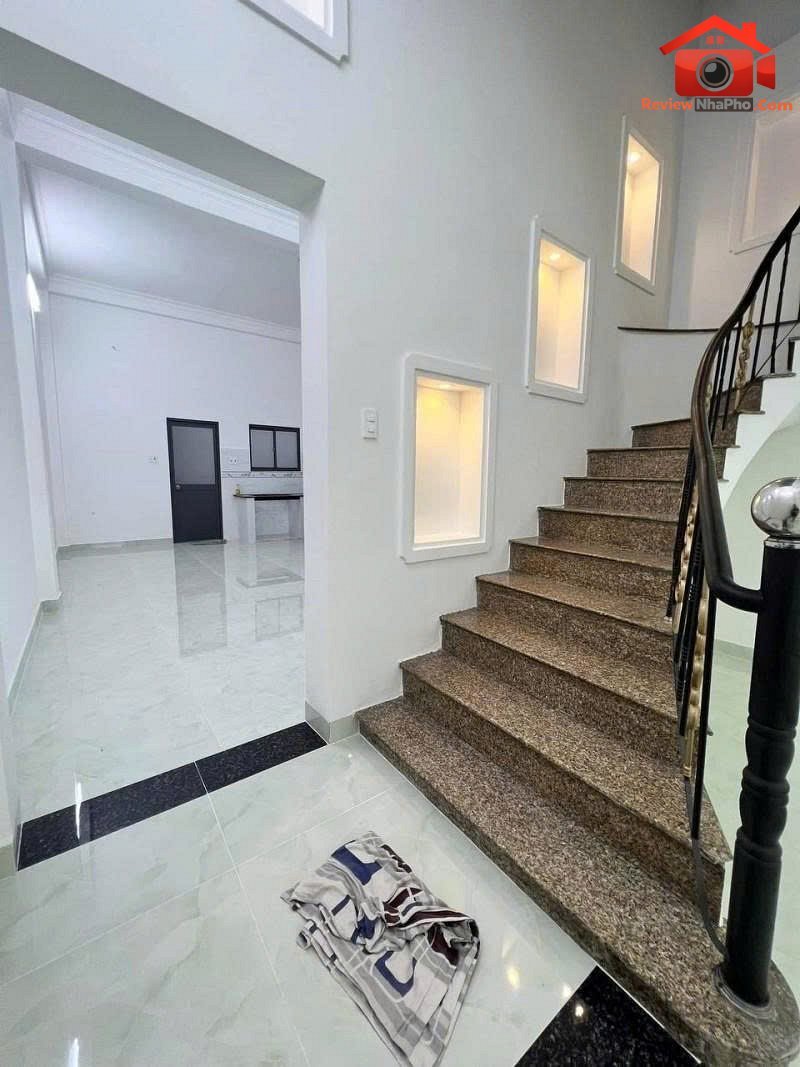 Bán nhà mặt tiền Gò Dầu 4x17m, 2 tầng, sổ A4, 12,4… – Bán đất Huyện Gò Dầu – Tây Ninh giá 10 – 15 tỷ