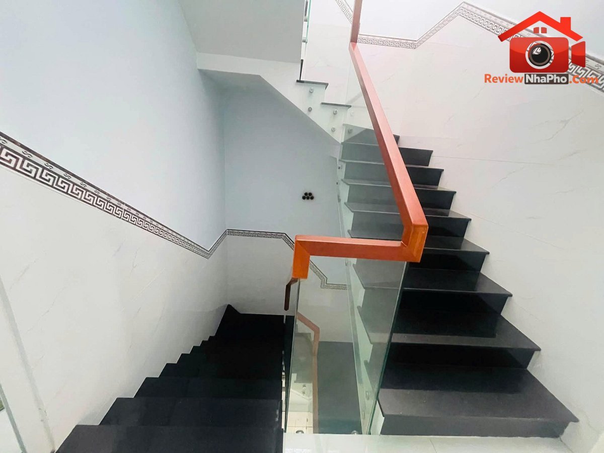 Bán nhà hẻm 7m Nguyễn Văn Săng, 4 tầng, 4 phòng ng… – Bán nhà mặt phố Quận Tân Phú – TP Hồ Chí Minh giá 7 – 10 tỷ