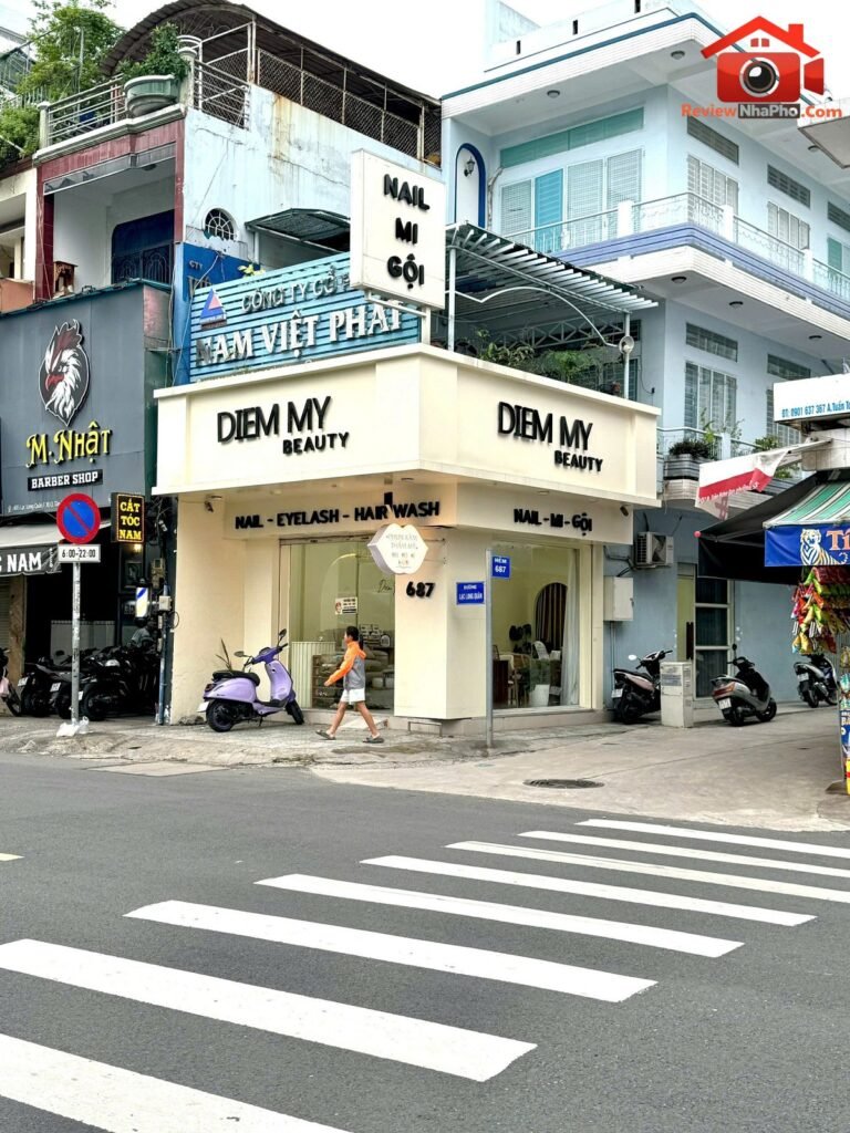 Sang nhượng tiệm nail đẹp mặt tiền góc 687 Lạc Long Quân quận Tân Bình nhà đất bất động sản sổ đỏ