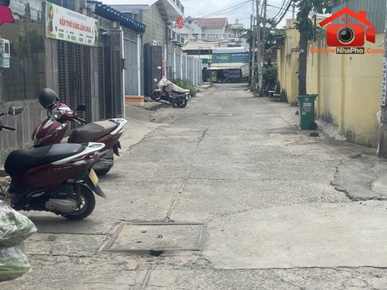 Nhà đẹp hẻm 6m ô tô tới cửa Đường Số 3 phường Bình Hưng Hòa quận Bình Tân nhà đất bất động sản sổ đỏ