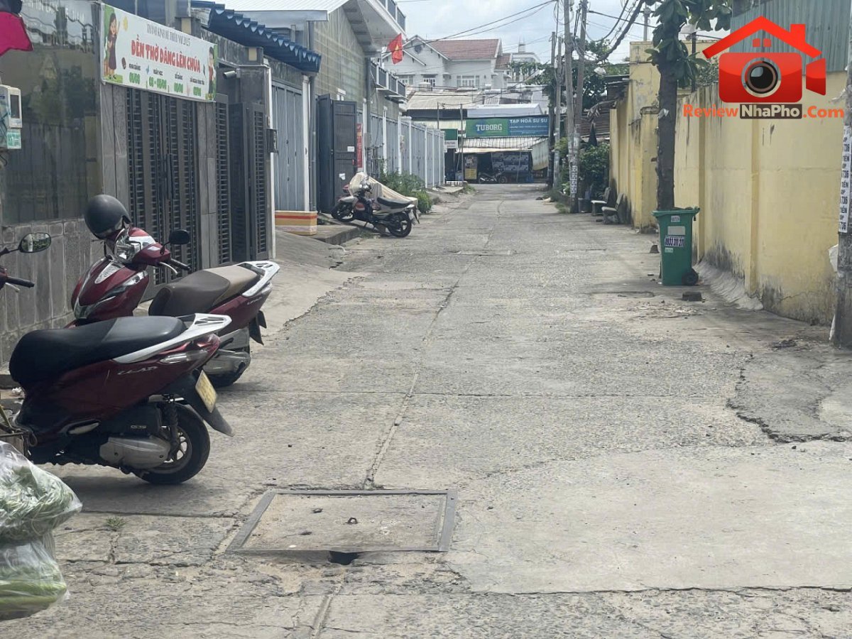 Nhà đẹp hẻm 6m ô tô tới cửa Đường Số 3 phường Bình Hưng Hòa quận Bình Tân nhà đất bất động sản sổ đỏ