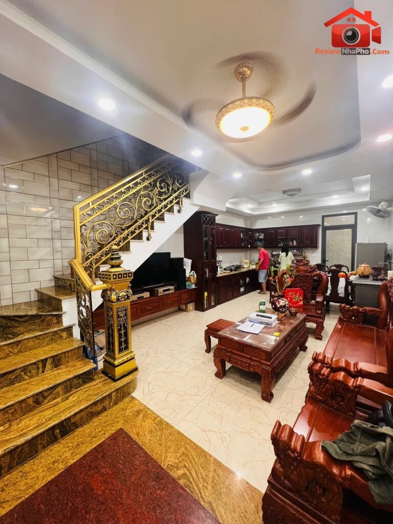 Bán nhà mặt tiền khu Tên Lửa 67m2 – 4 tầng tặng full nội thất 10 tỷ