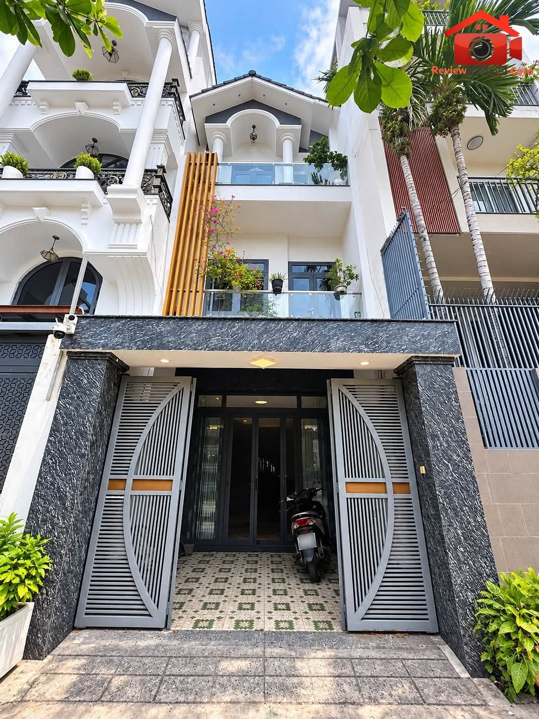 Nhà đẹp 75m2 mặt tiền công viên, hẻm xe hơi tránh,… – Bán nhà mặt phố Quận Tân Phú – TP Hồ Chí Minh giá 7 – 10 tỷ
