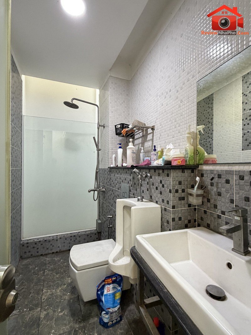 Hẻm xe hơi 6m sát mặt tiền Gò Dầu Tân Phú 70m2 5 t… – Bán nhà mặt phố Quận Tân Phú – TP Hồ Chí Minh giá 10 – 15 tỷ