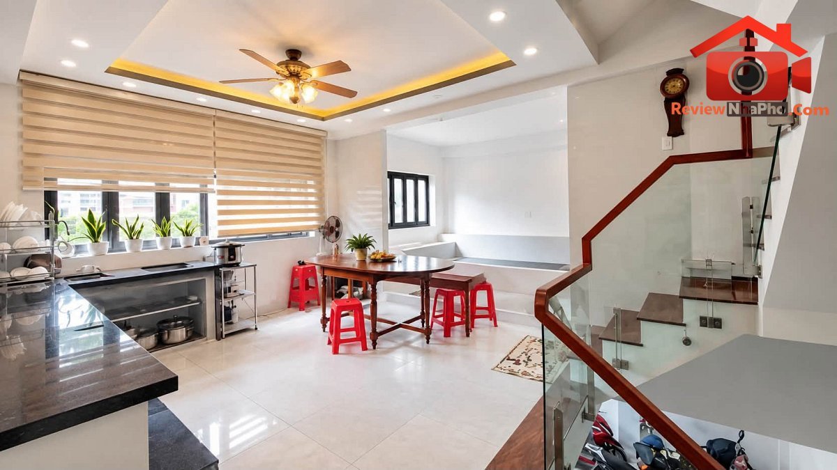 Nhà mới 4 tầng có thang máy, mặt tiền 7.6m, giá 8,… – Bán nhà mặt phố Quận Tân Phú – TP Hồ Chí Minh giá 7 – 10 tỷ