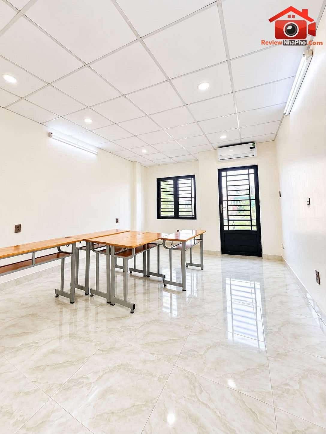 Nhà 4 tầng 6 phòng ngủ mới đẹp, ô tô đỗ cửa, gần A… – Bán nhà mặt phố Quận Tân Phú – TP Hồ Chí Minh giá 7 – 10 tỷ