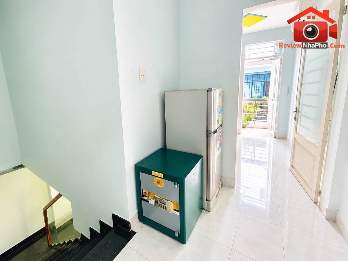 Nhà 4 tầng hẻm xe hơi 8 phòng ngủ giá 7,99 tỷ tại … – Bán nhà mặt phố Quận Tân Phú – TP Hồ Chí Minh giá 7 – 10 tỷ