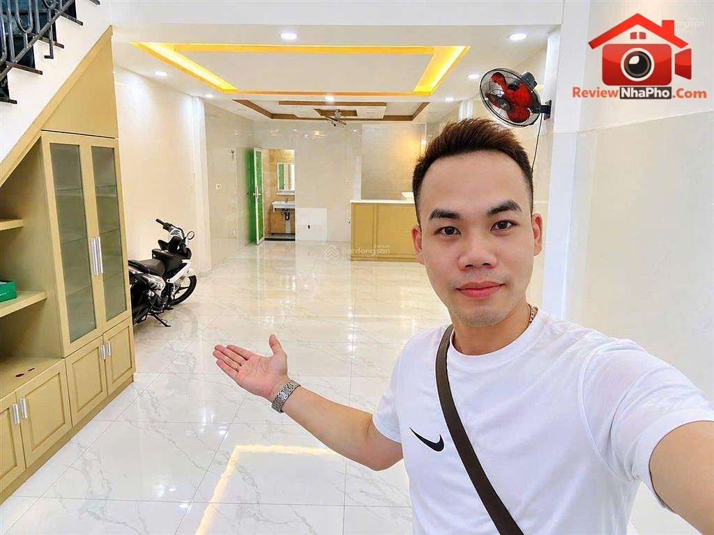 Review nhà phố Quận Tân Bình TP.HCM – Gần ngã tư Bảy Hiền, Sổ hồng đầy đủ